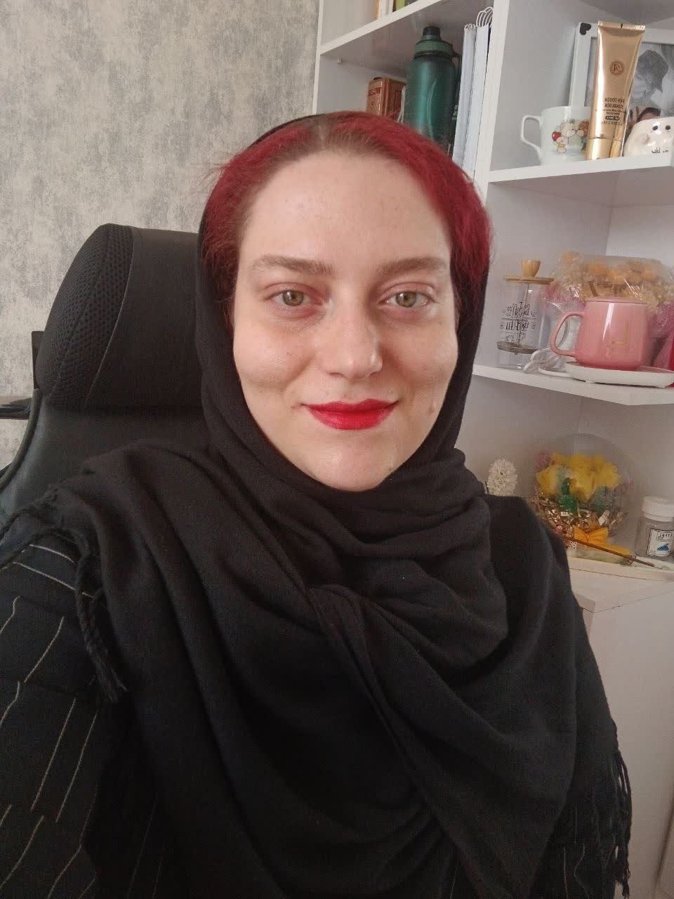 خانم فاطمه محمدیان